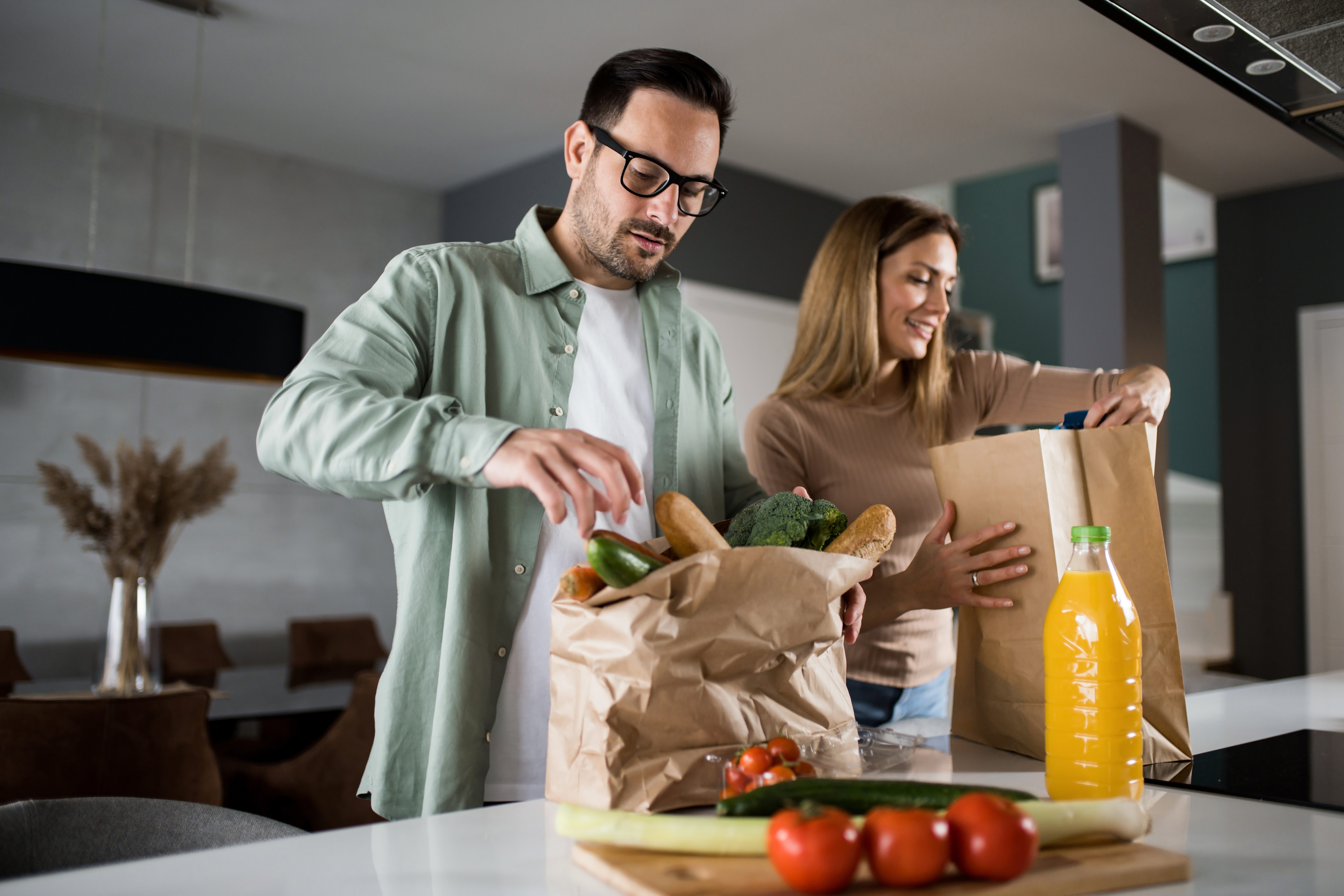 65% of WA shoppers back earlier Sunday trading hours in Perth: survey
