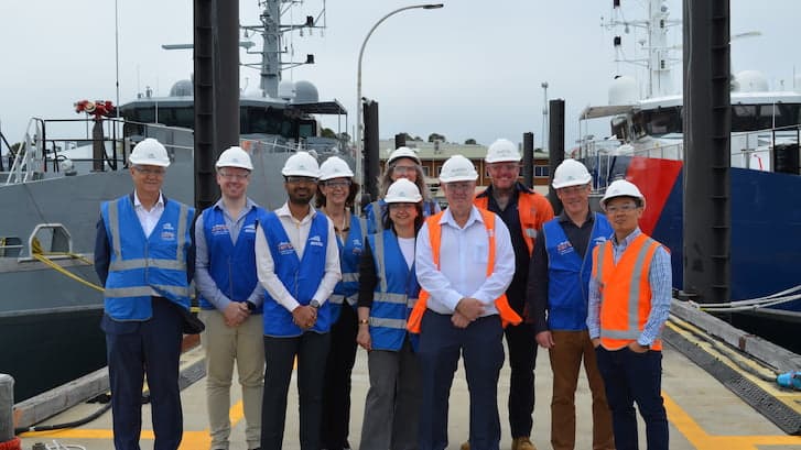 Austal tour with ICN team