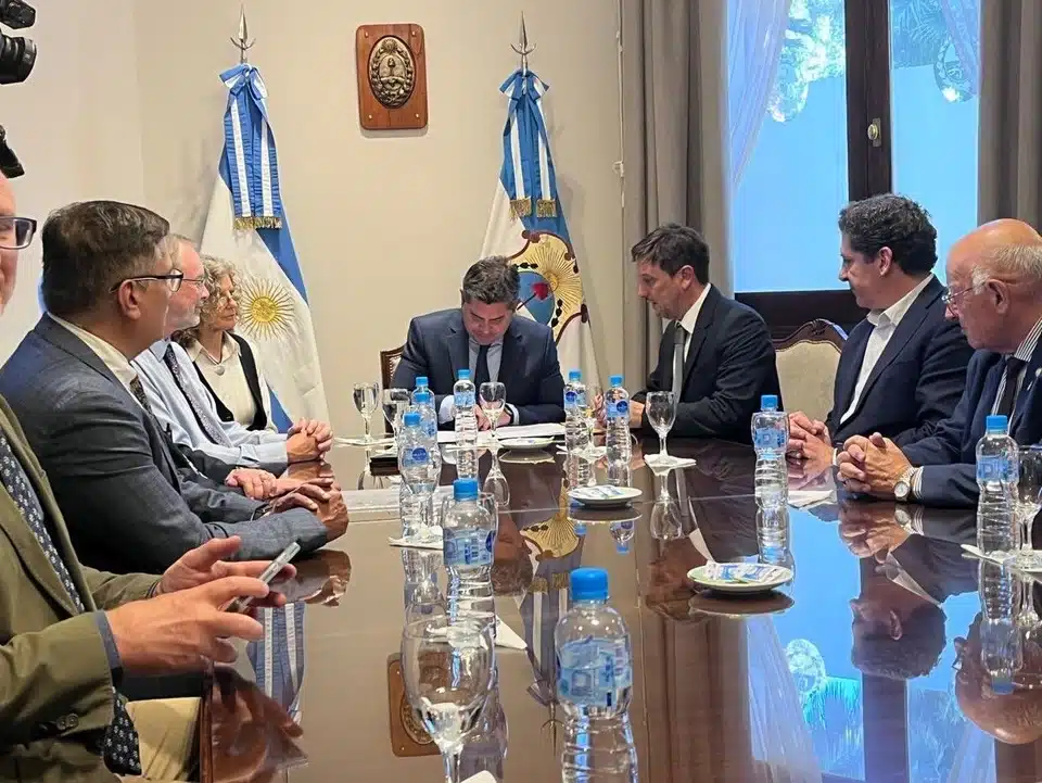 WA mining education preparing for export through landmark dual-degree deal